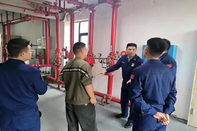新宁县消防救援大队组织开展建筑消防设施实操技能集中培训